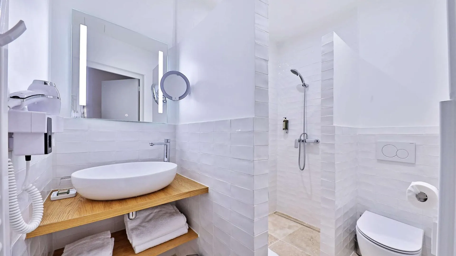 Hôtel Louvre Richelieu Paris 3*,