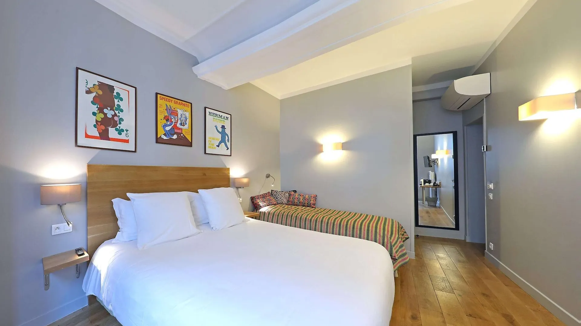*** Hotel Hôtel Louvre Richelieu Paris France