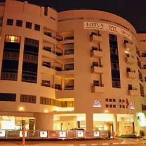 Lotus Grand 4* ドバイ