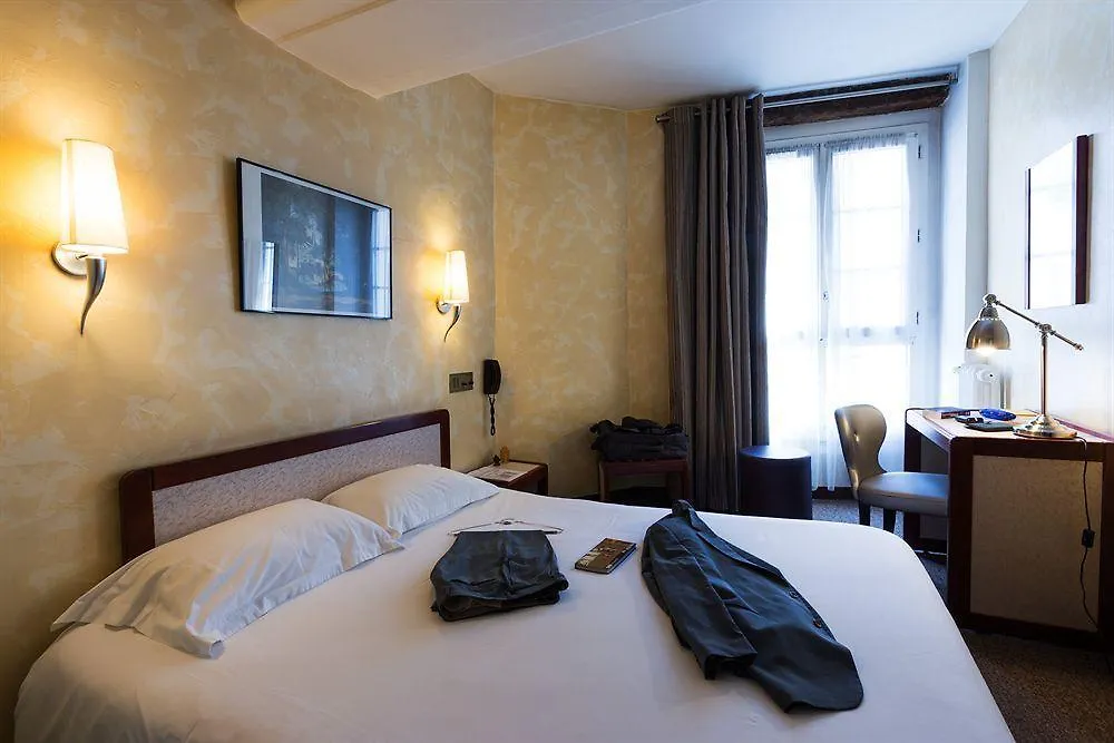Hotel Louvre Richelieu Paryż